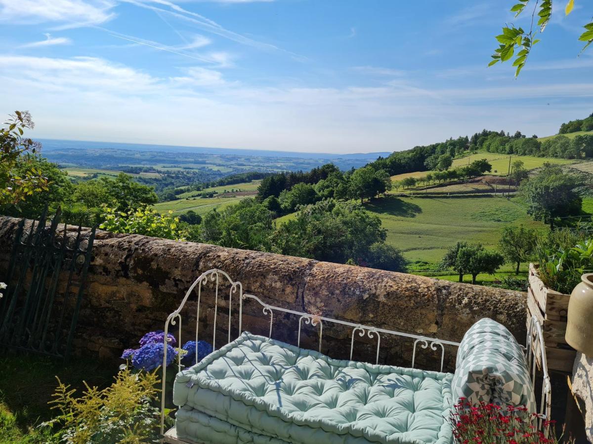 De St Clair Hébergement de vacances Ville-sur-Jarnioux